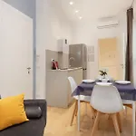 Snapstay Luxury In Centro A Appartement