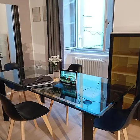 Affittacamere E Appartamento B In Centro A Trieste * 的里雅斯特